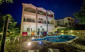 Villa Baldi -Apartmani Danny